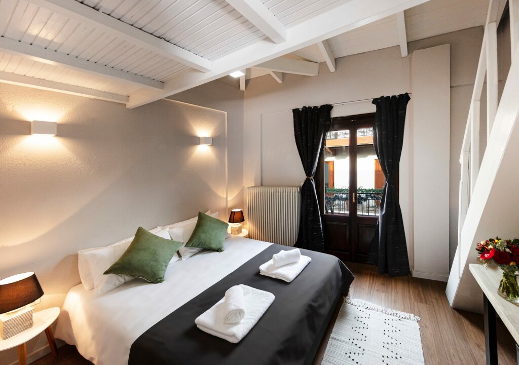 Comfort Quadruple room White Hills Suites & Spa