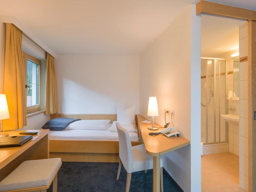 Номер Standard Quality Hosts Arlberg - Hotel Goldenes Kreuz B&B