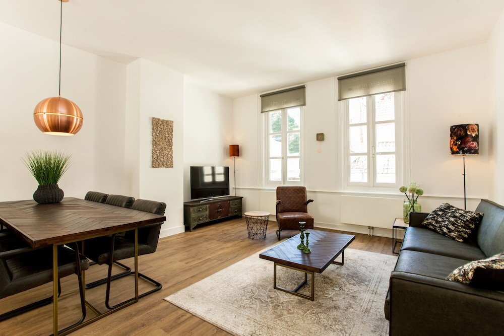 Апартаменты Comfort с 2 комнатами Stayci Serviced Apartments Royal Palace