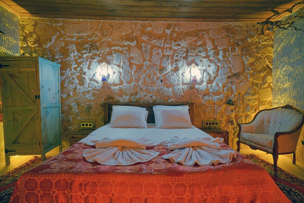 Standard Double room with garden view babili cappadocia cave hotel