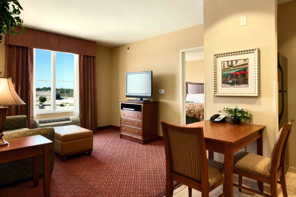 Suite 2 Schlafzimmer Homewood Suites by Hilton DecaturForsyth