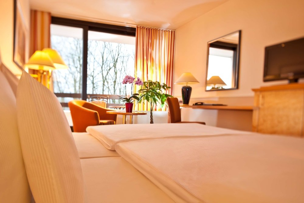 Comfort Double room with balcony Dorint Hotel & Sportresort Arnsberg/Sauerland
