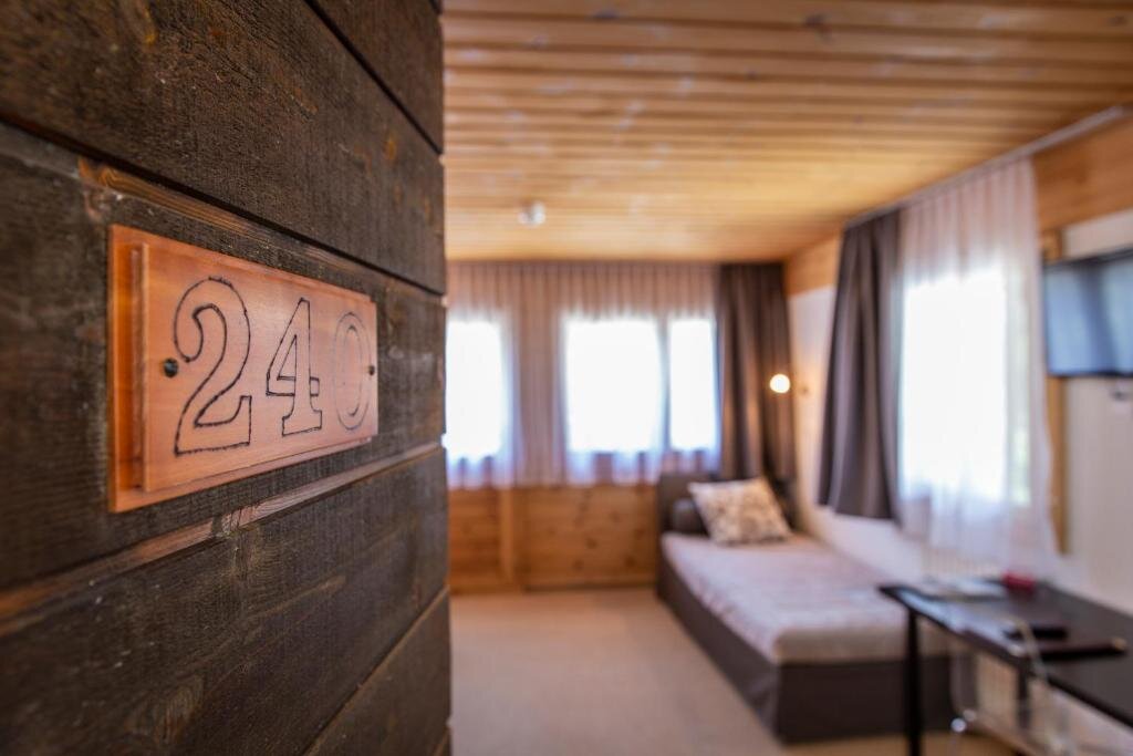 Habitación doble familiar Estándar Hôtel Alpina - Swiss Ski & Bike Lodge Grimentz