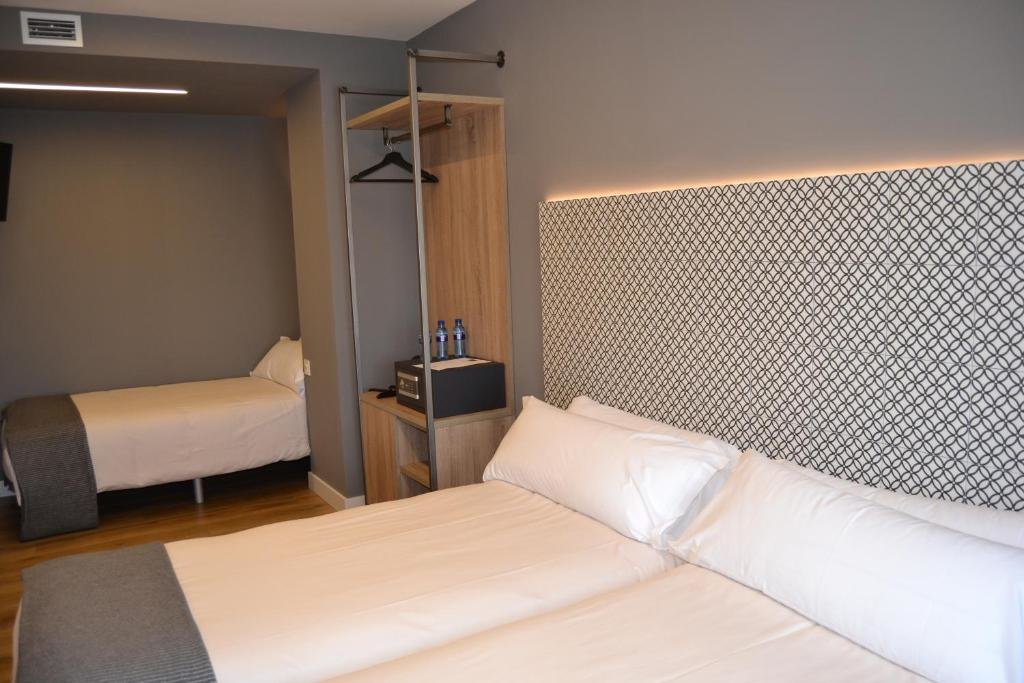 Standard Dreier Zimmer Rener Hotel Los Campones