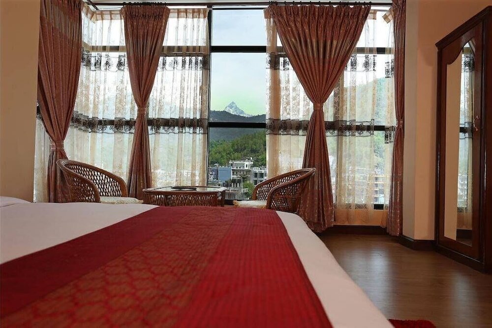 Люкс Luxury Hotel Pokhara Goodwill