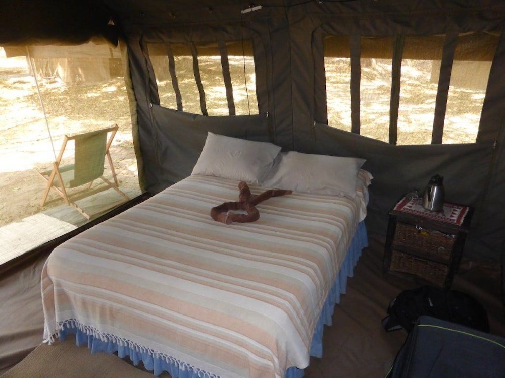 Tent Mwinilunga Safaris