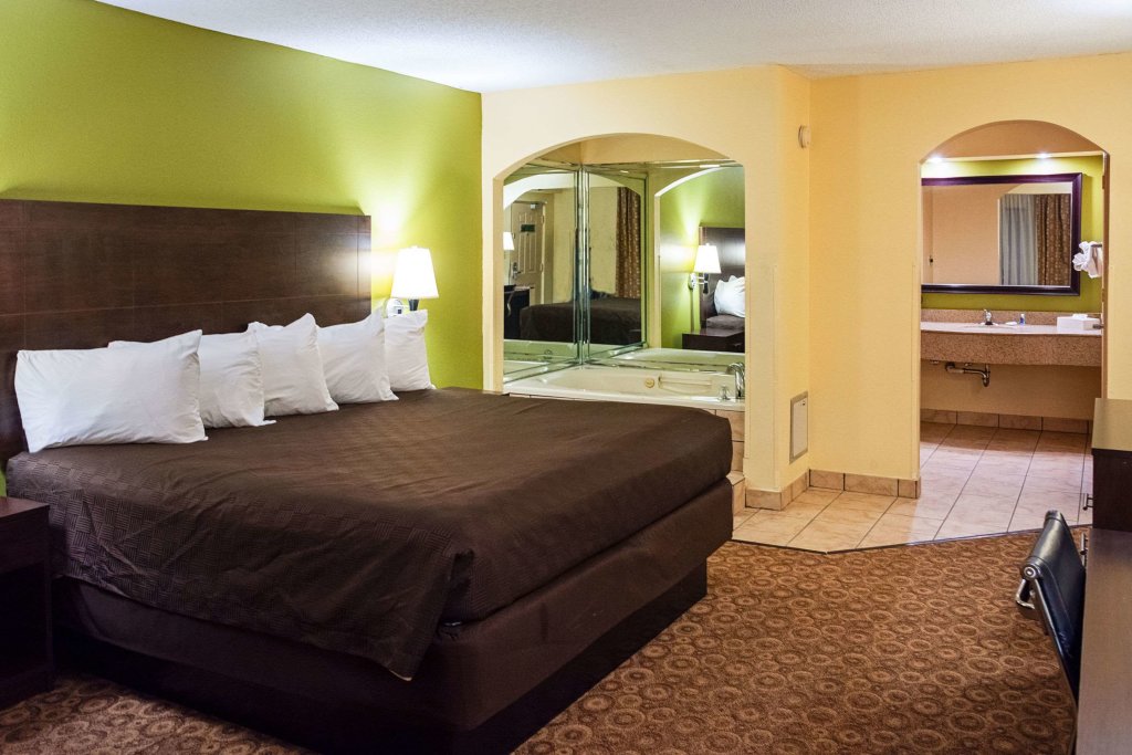 Suite doble Rodeway Inn & Suites