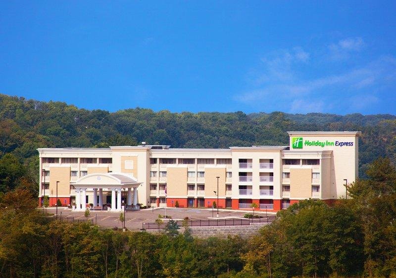 Standard Single room Holiday Inn Express Cincinnati West, an IHG Hotel