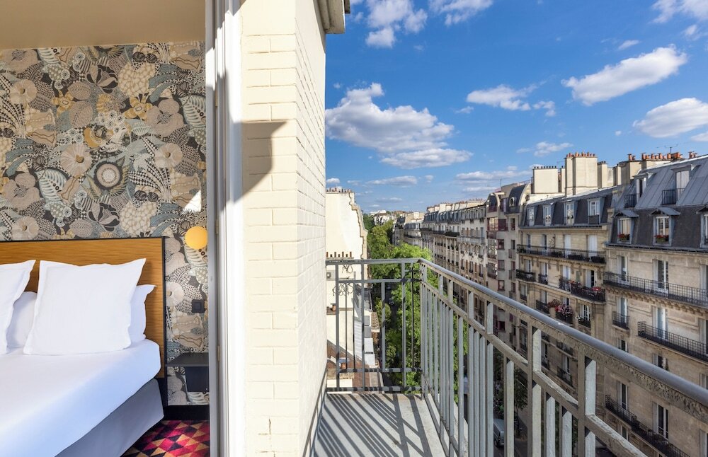 Двухместный номер Comfort с балконом Libertel Canal Saint Martin