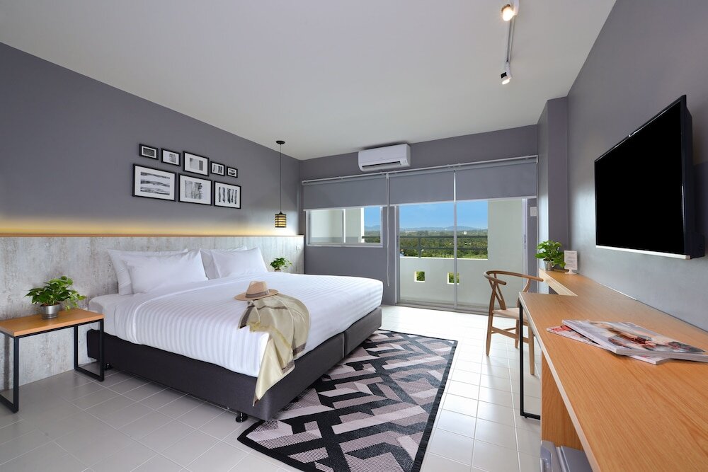 Supérieure double chambre avec balcon et Vue sur la ville Ruenthip Pattaya