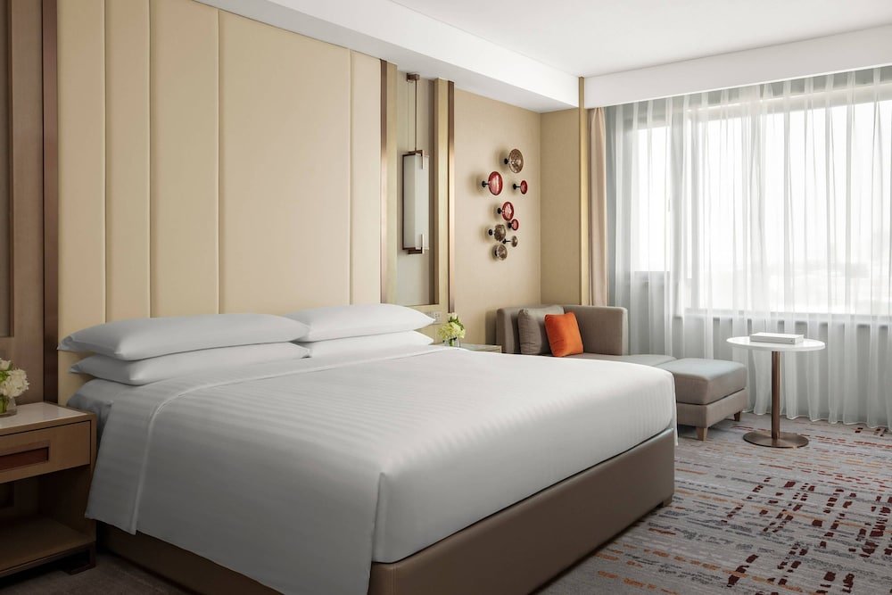 Deluxe Double room with balcony Shanghai Marriott Hotel Hongqiao