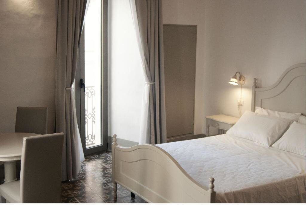 Superior Zimmer Le Finestre Su Porta Carrese - Luxury Rooms & Suites
