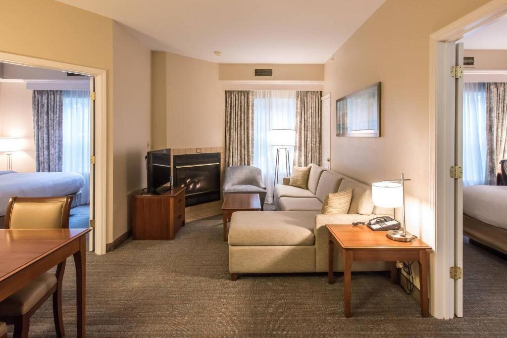 2 Bedrooms Suite Residence Inn by Marriott Charleston Mount Pleasant