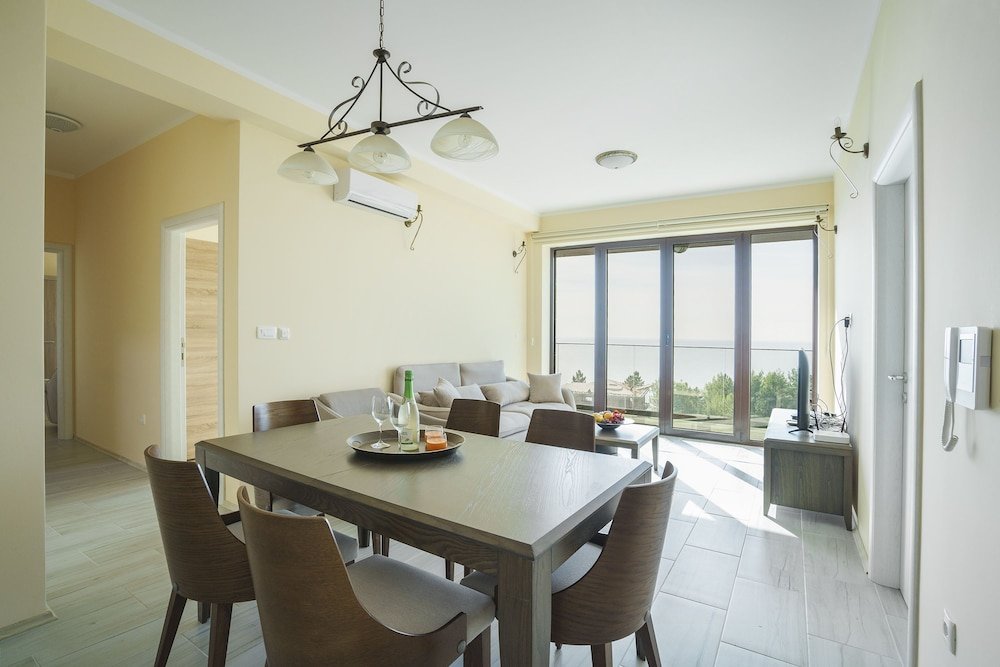 Апартаменты Deluxe с 3 комнатами с видом на море Adria Lux Apartments Sveti Stefan