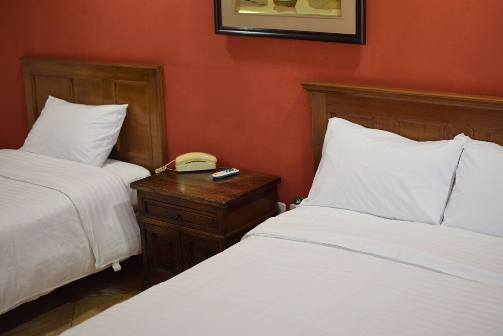 1 Bedroom Standard Quadruple room Hotel Ambassador
