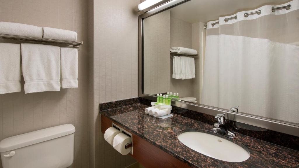 Andere Holiday Inn Express Hotel & Suites Sherwood Park-Edmonton Area, an IHG Hotel