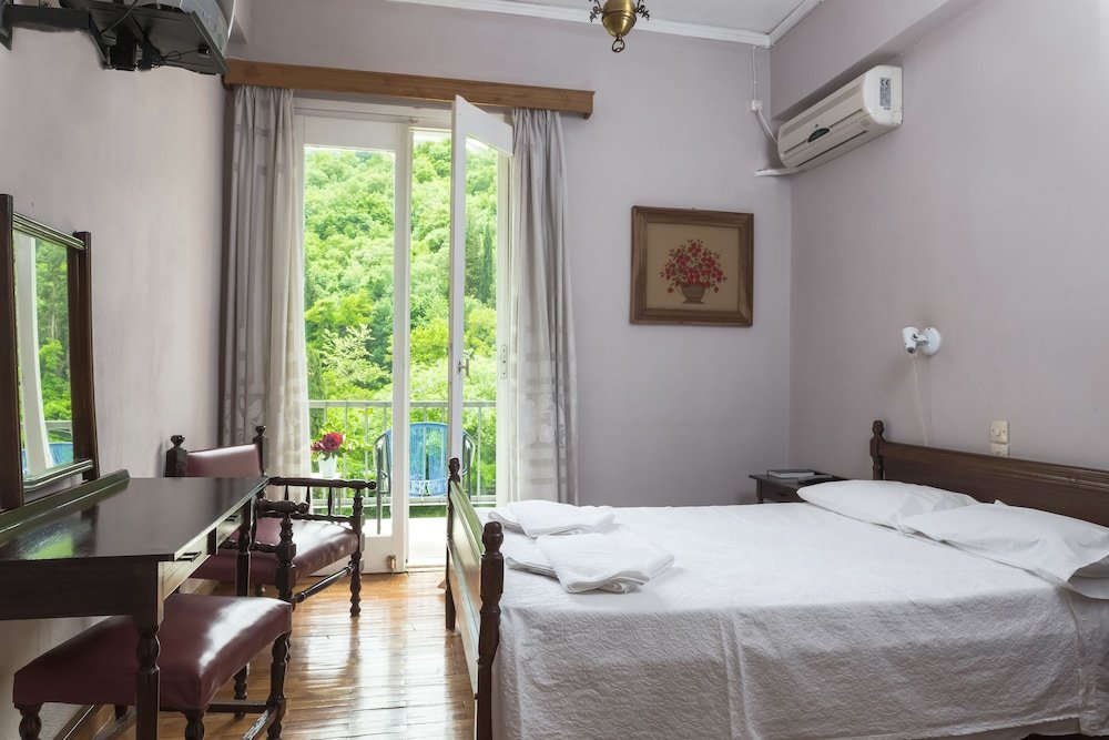 Standard Einzel Zimmer mit Balkon und mit Bergblick Theoxenia Hotel