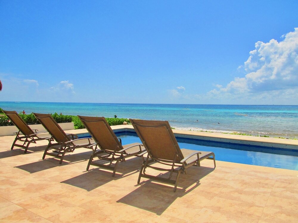 Standard Zimmer Beachfront Homes by Playa Paradise