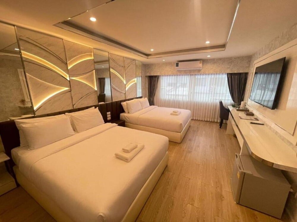 Семейный люкс с 2 комнатами Masa Hotel Bangkok