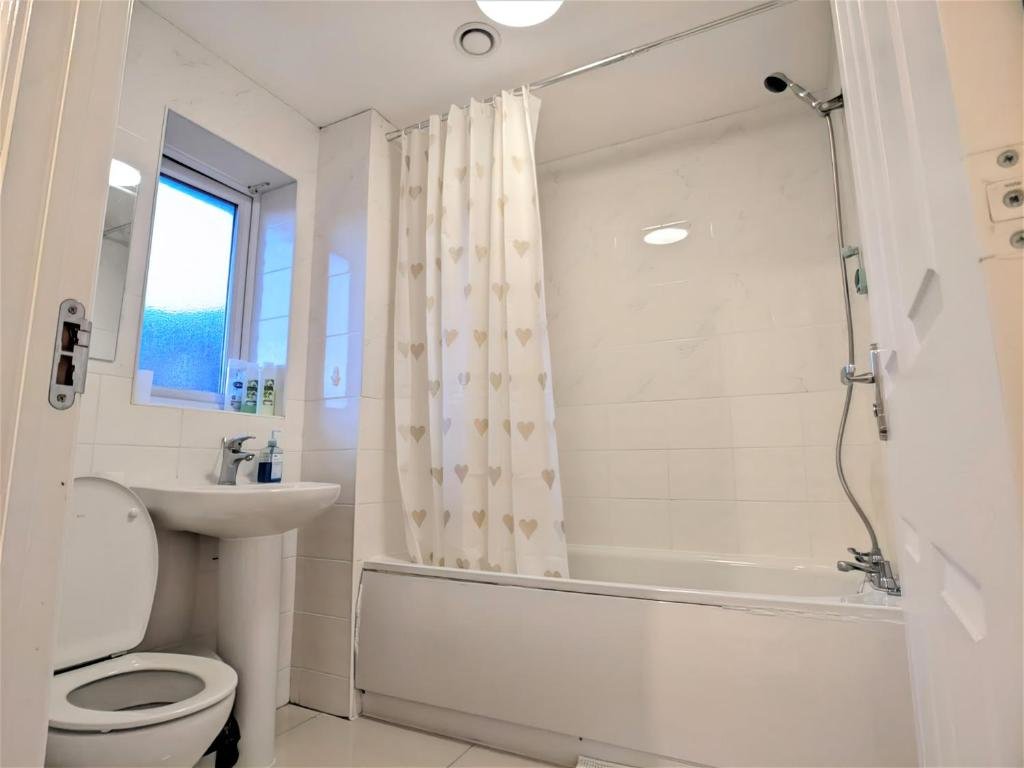 Habitación Estándar Guest Rooms Near City Centre & Anfield, 4 Rooms & 3 Baths