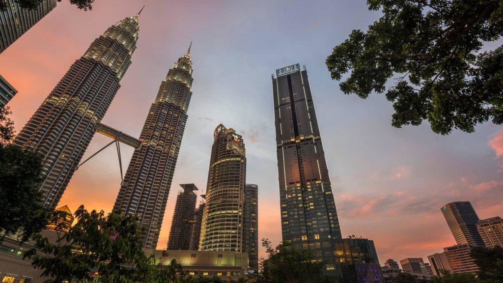 Апартаменты Premier с 2 комнатами с видом на парк Four Seasons Hotel Kuala Lumpur