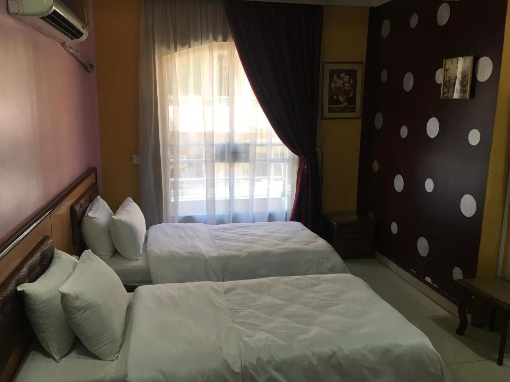 Двухместный номер Economy Dijlat Al Khair Hotel فندق دجلة الخير