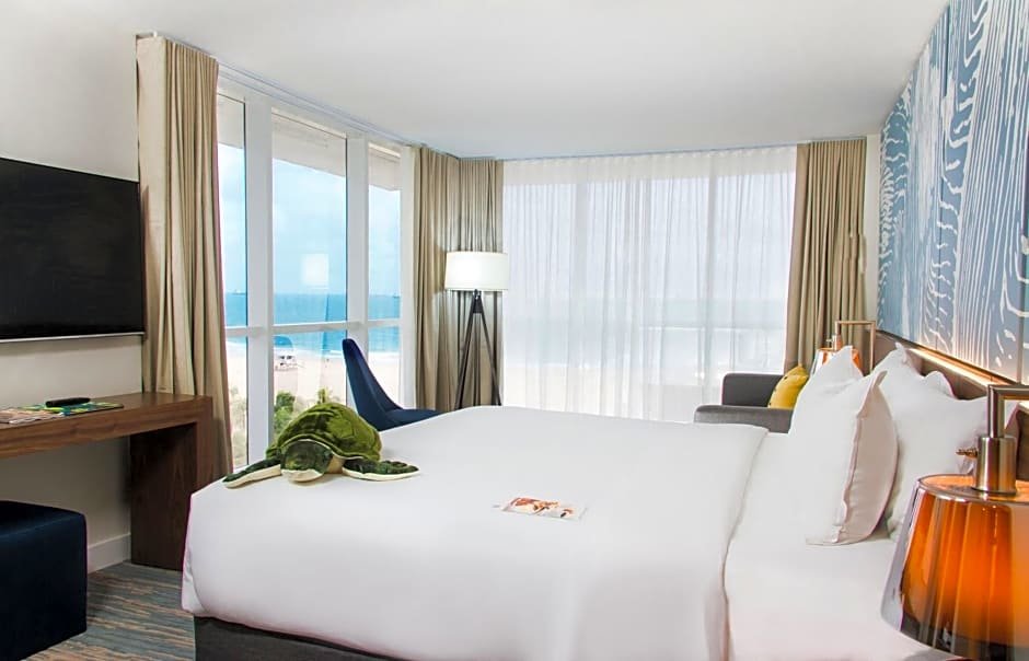 Двухместный B Enhanced Junior Suite с видом на океан B Ocean Resort