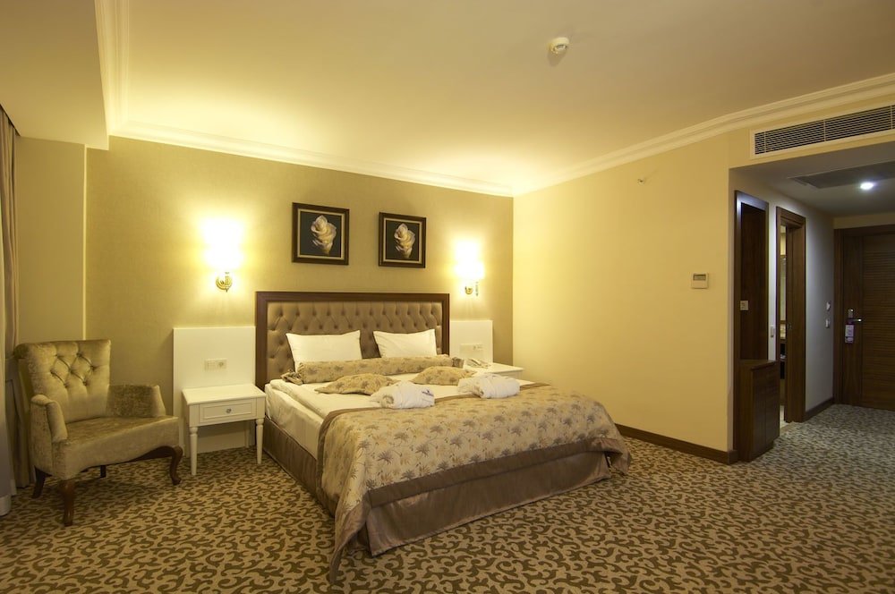 Standard Doppel Zimmer mit Balkon Safran Thermal Resort