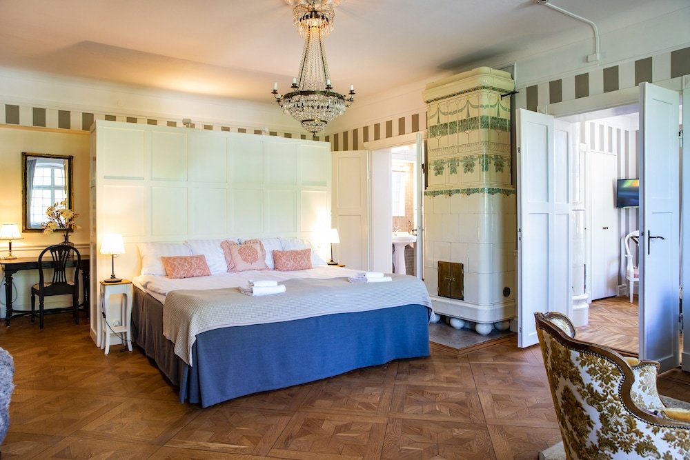 Deluxe Suite 2 Schlafzimmer mit Balkon und mit Gartenblick Hotell Breda Blick