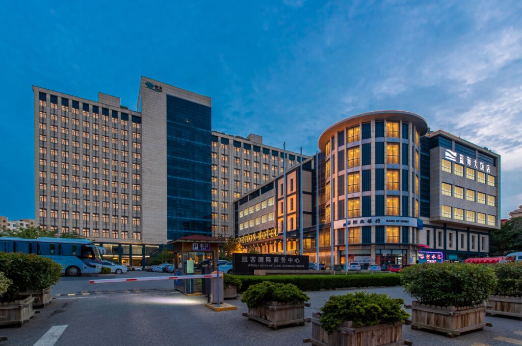 Standard double suite Qingdao Blue Horizon Hotel Licang