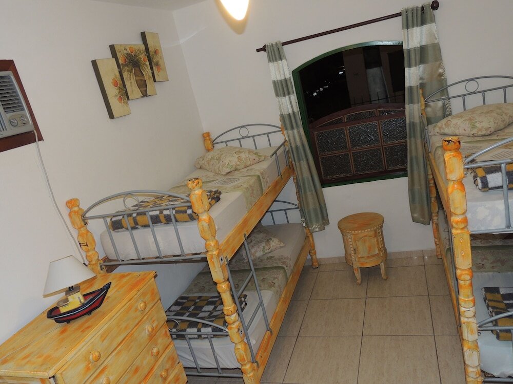 Кровать в общем номере (женский номер) Pousada Casa do Rio Hostel - 8 min do Centro Hístorico - Passeio de Barco com saída da Pousada -Pago a parte- Perto das Praias e Beira Rio
