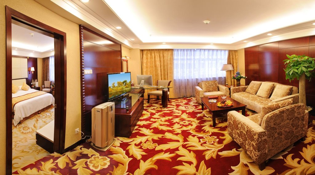 Люкс Deluxe Mingyuan New Times Hotel