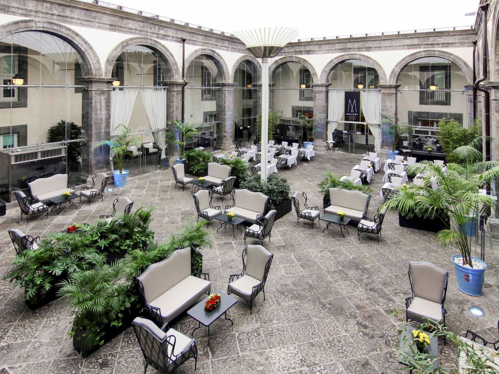 Номер Superior Palazzo Caracciolo Naples