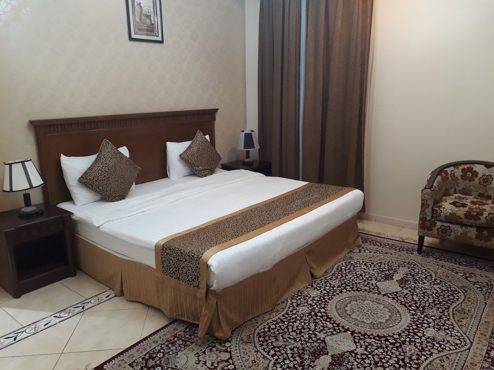 Suite Hayat Radhwa Hotel