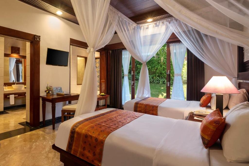 Двухместный номер Deluxe с балконом Bali Tropic Resort & Spa - CHSE Certified