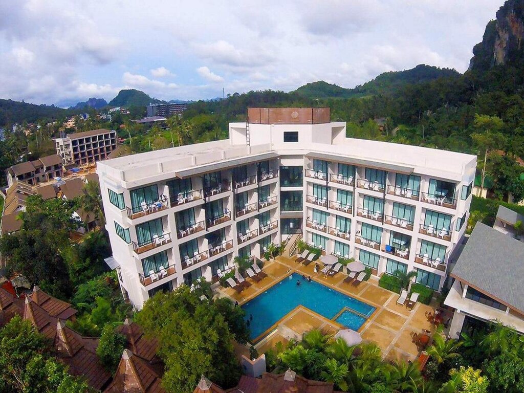 Номер Deluxe Andaman Pearl Resort