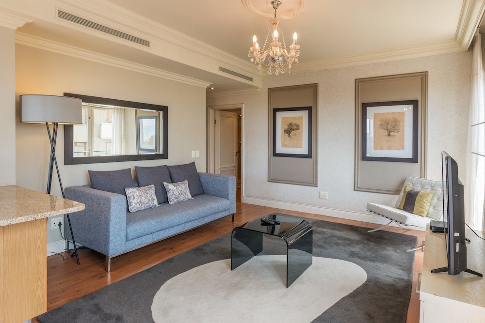 Люкс Luxury с 2 комнатами с балконом и с видом на горы Cape Royale Apartments