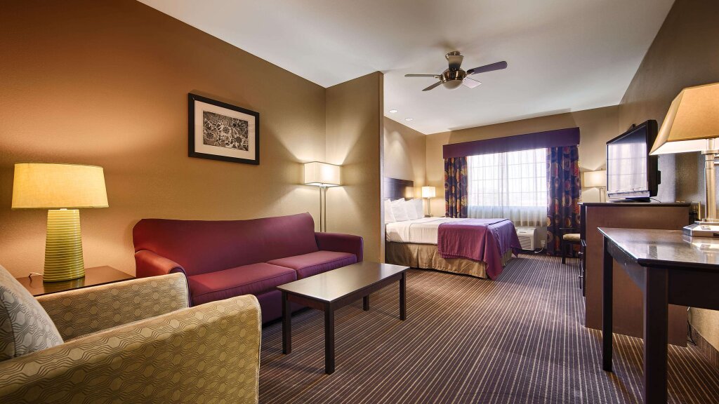 Двухместный люкс Best Western Giddings Inn & Suites