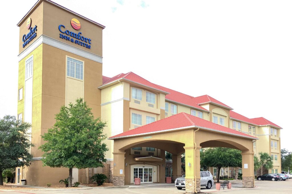 Номер Standard Comfort Inn & Suites Near Six Flags & Medical Center