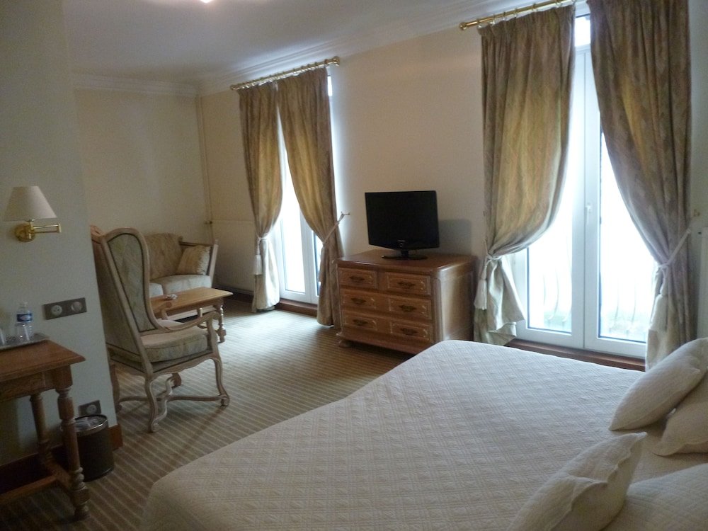 Executive Doppel Zimmer 1 Schlafzimmer mit Flussblick Hôtel du Rivage