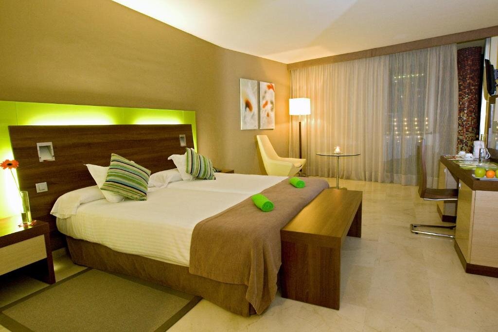 Двухместный номер Standard с частичным видом на море Hotel LIVVO Valle Taurito & Aquapark