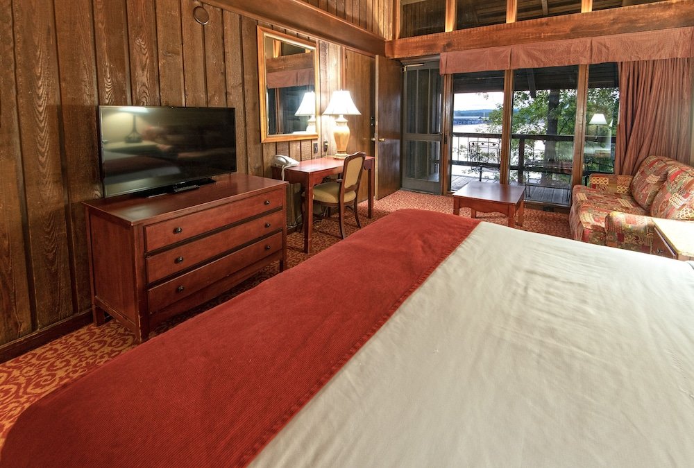 Deluxe Doppel Zimmer Keller mit Balkon Lake Barkley State Resort