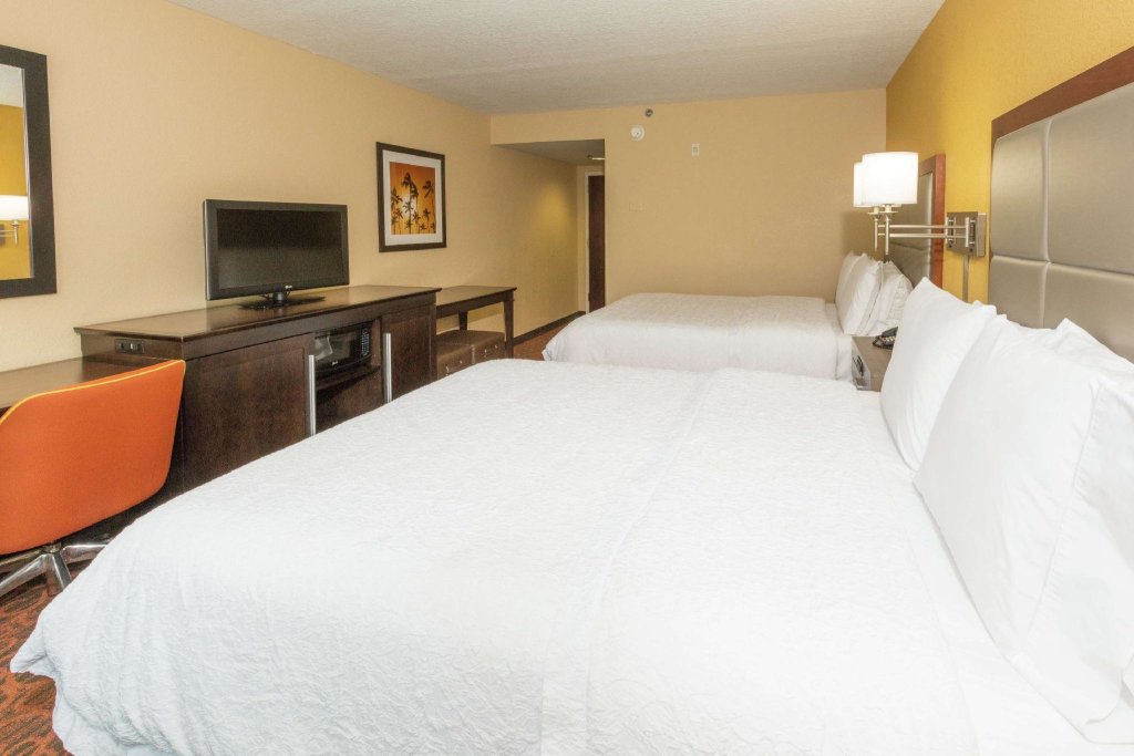 Standard Double room Hampton Inn & Suites Jacksonville-Airport
