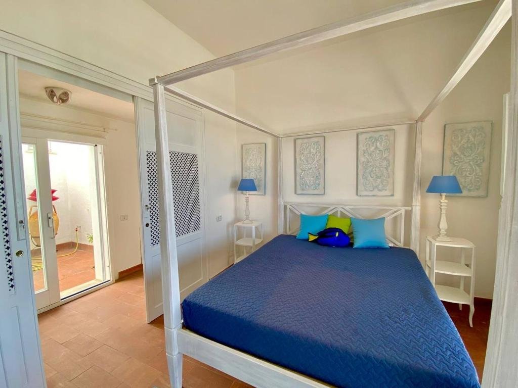 2 Bedrooms Apartment Beachfront House Geremeas Sardegna