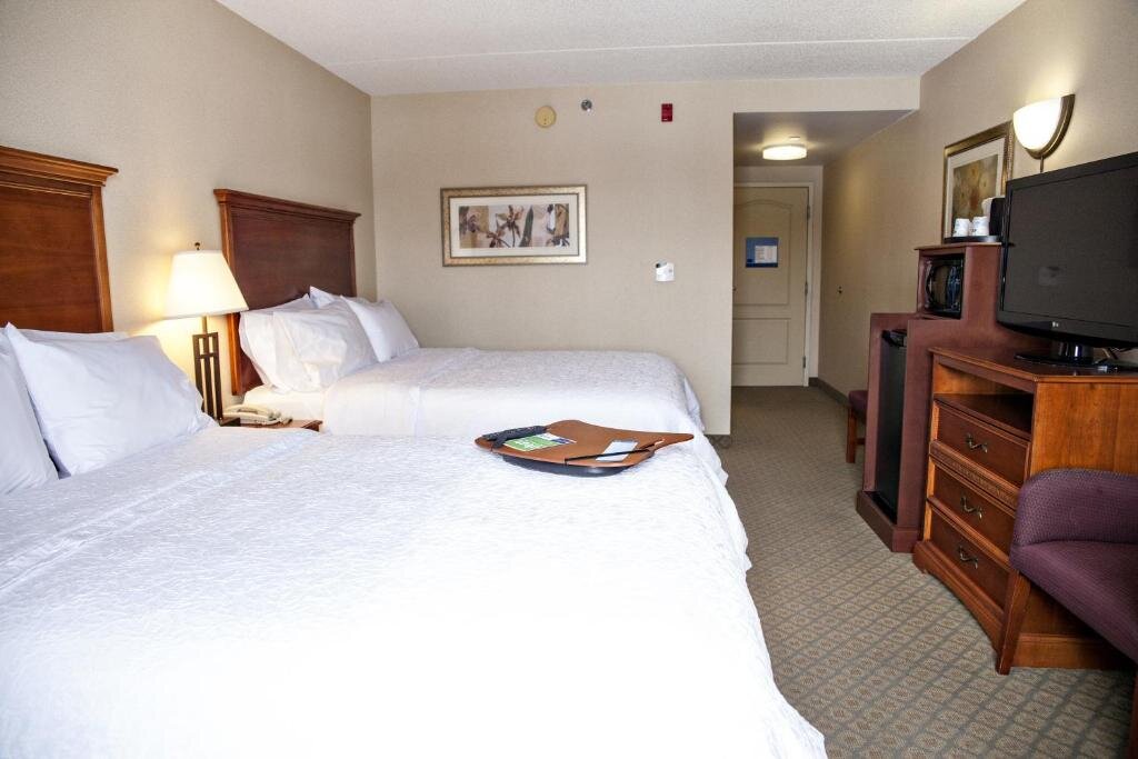 Standard Double room Kitchener Inn & Suites