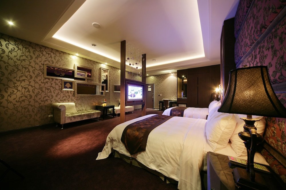 1 Bedroom Standard Quadruple Family room Dubai Villa Motel