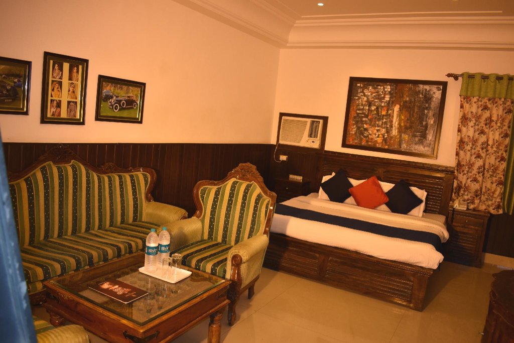 Люкс Royal Hotel Sagar