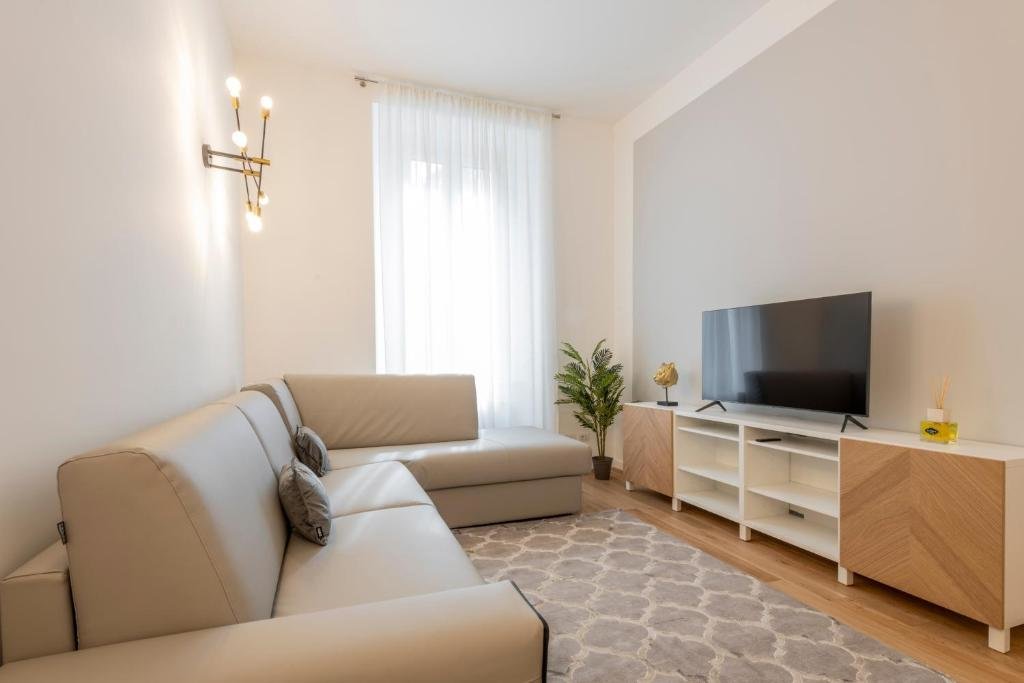 2 Bedrooms Apartment Milan Royal Suites - Centro Cadorna