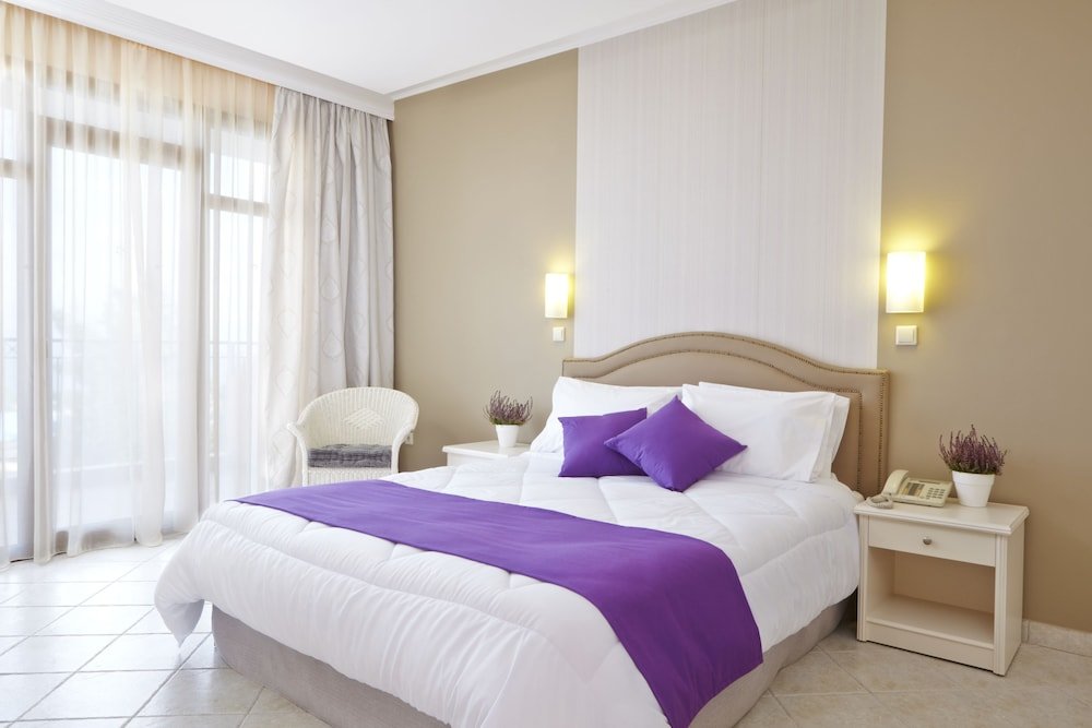 Standard Dreier Zimmer mit Balkon Alia Palace Hotel