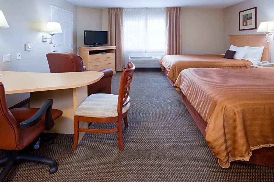 Suite Standard Candlewood Suites Milwaukee Brown Deer, an IHG Hotel
